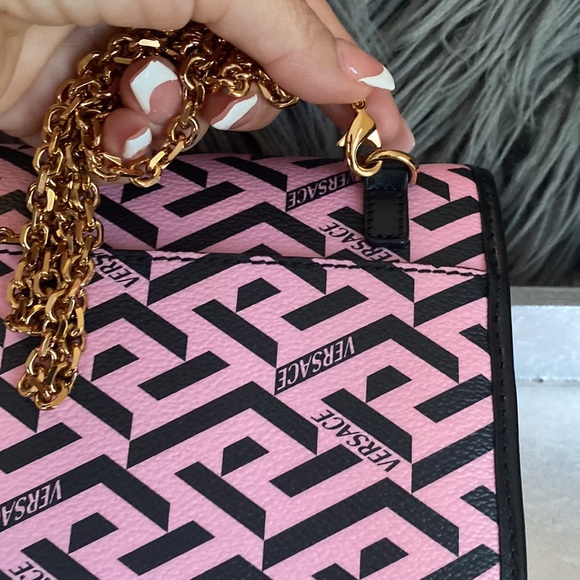 Versace Crossbody - Picture 3 of 11